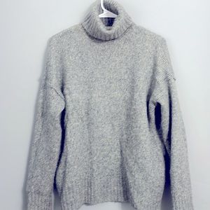 Grey sweater old navy